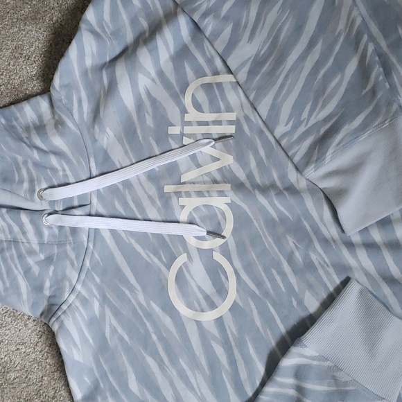 Calvin Klein Performance Cropped Hooded Sweatshirt - Picture 2 of 5